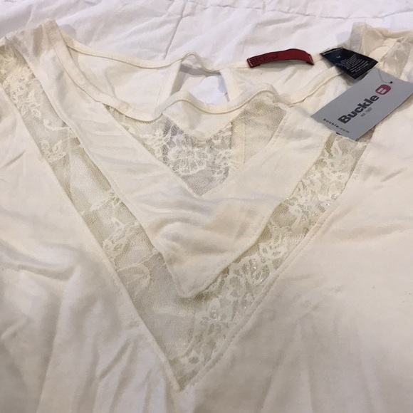 BKE crop shirt - Picture 2 of 4